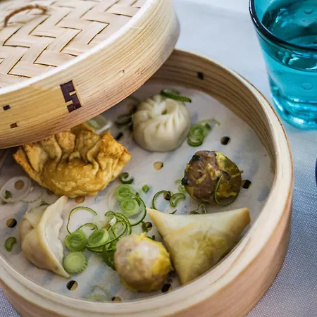 호텔 Eden Roc Marina